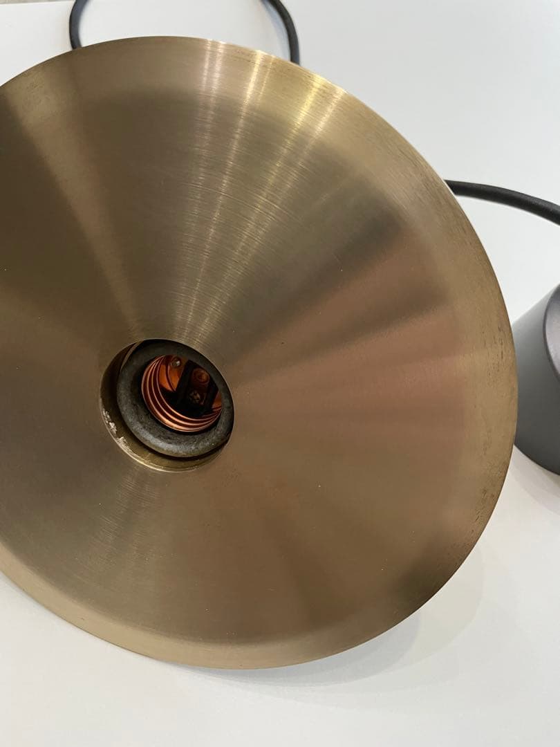 【ニューライトポタリー】bullet flat shade/190/brass