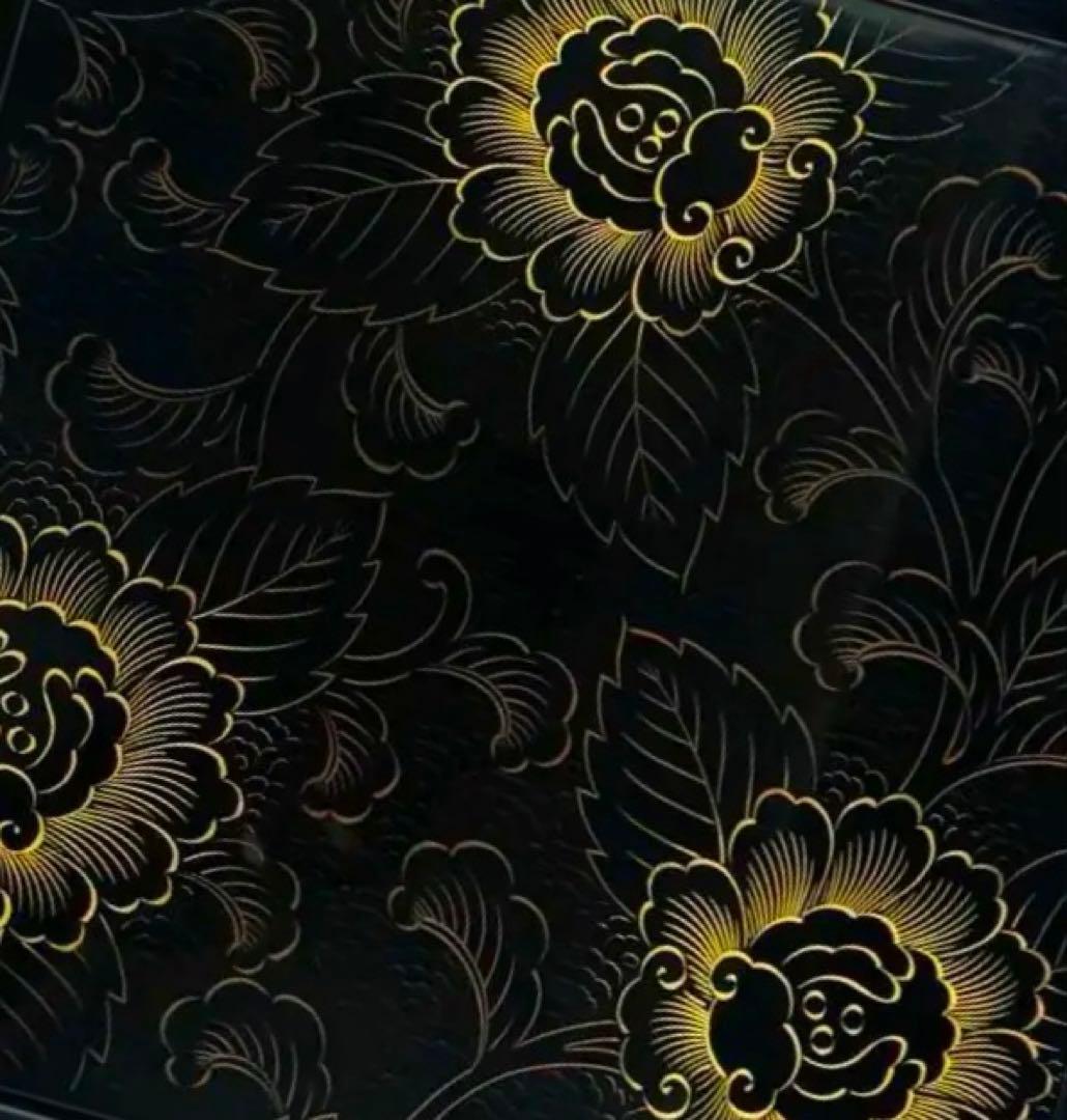 輪島塗 木製 四方盆　沈金花文　2膳　膳足堅地　御膳沈金 お正月　美術品　漆