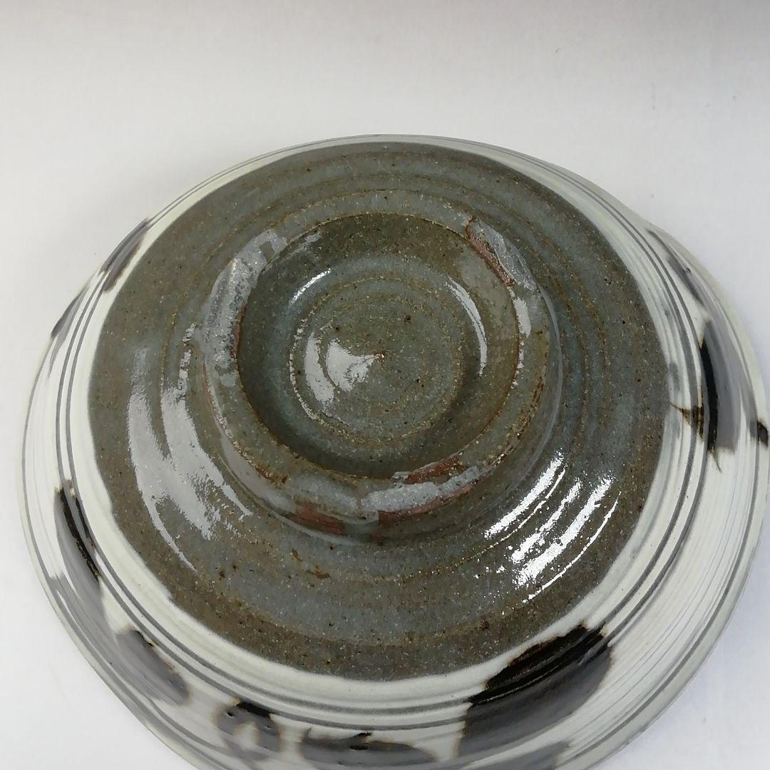 T549 茶碗 『絵刷毛目 茶碗』『楽山窯造』 共箱 抹茶碗 茶道具