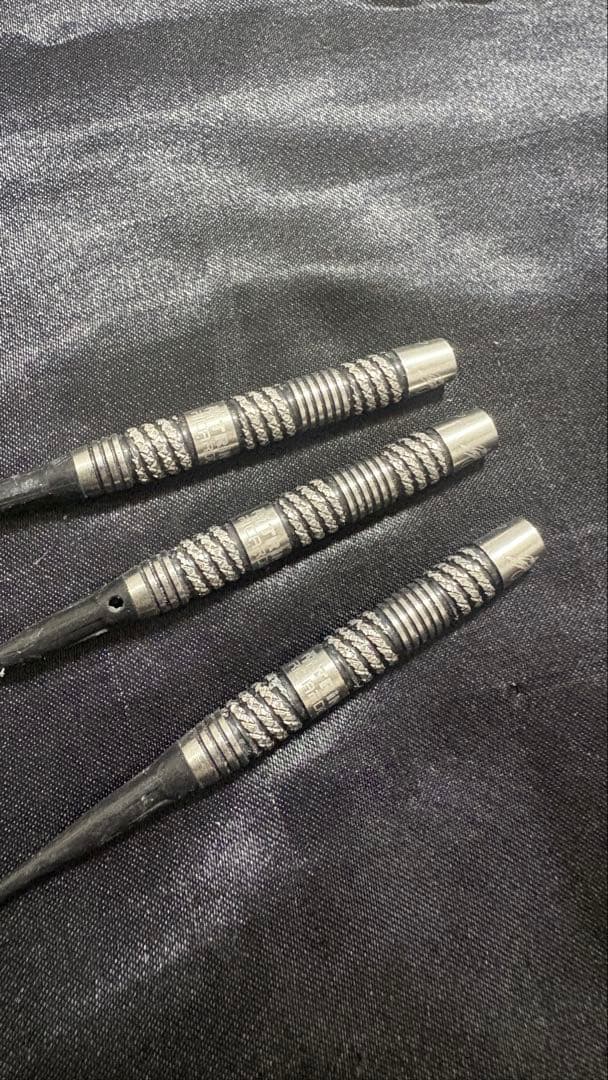 エスダーツ限定モデル　RICARDO LAZY リカルドレイジー