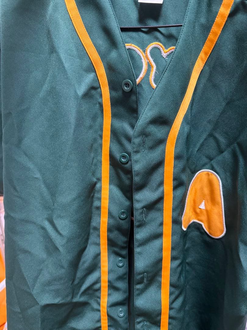 あいみょんサーチライトユニフォーム Mサイズバッジ付き