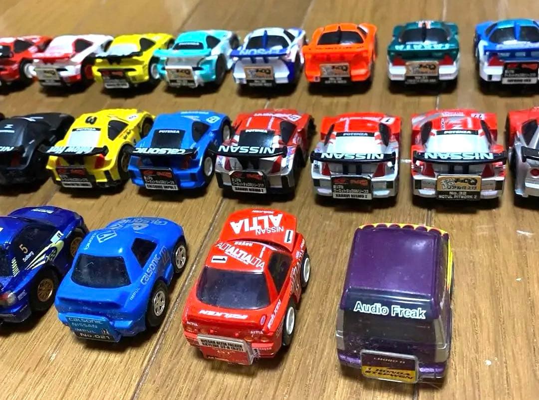 タカラ　絶版品チョロＱ　超リアル仕上げ ・超リアルサーキットシリーズなど 28台