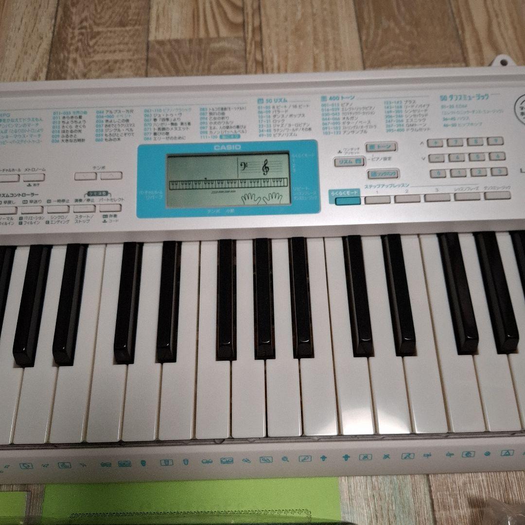 【美品】CASIOカシオ 光ナビゲーションキーボード LK-128 61鍵