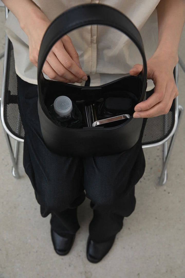 ohotoro Snail Bag ブラック