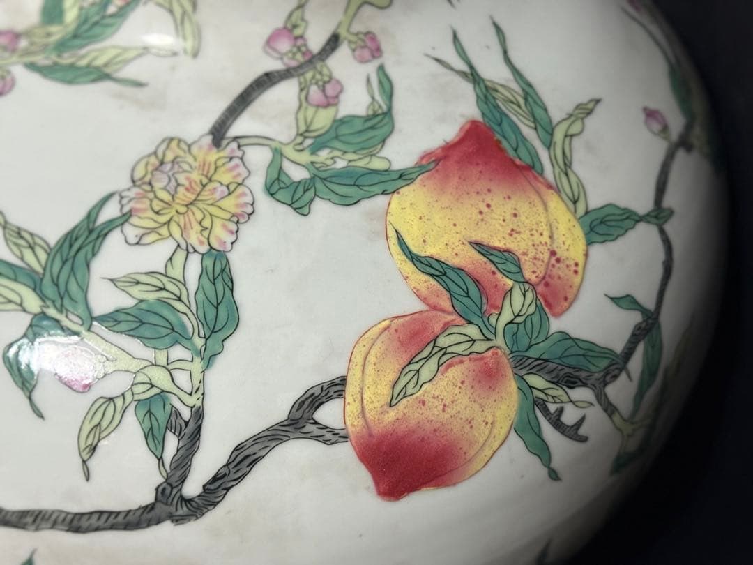 中国　粉彩　桃紋大瓶　大清乾隆年製銘　送料込み251007