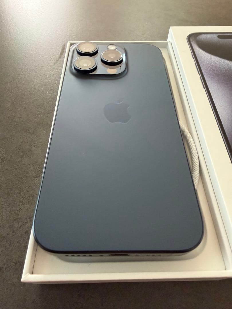 美品電池93%】iPhone15 Proブルーチタニウム256GBSIMフリ-