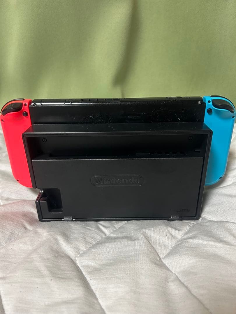 Nintendo Switch 本体　充電付き プロコン