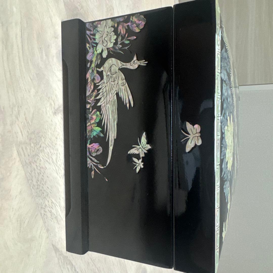 韓国伝統工芸・螺鈿細工（らでん）ジュエリーボックス