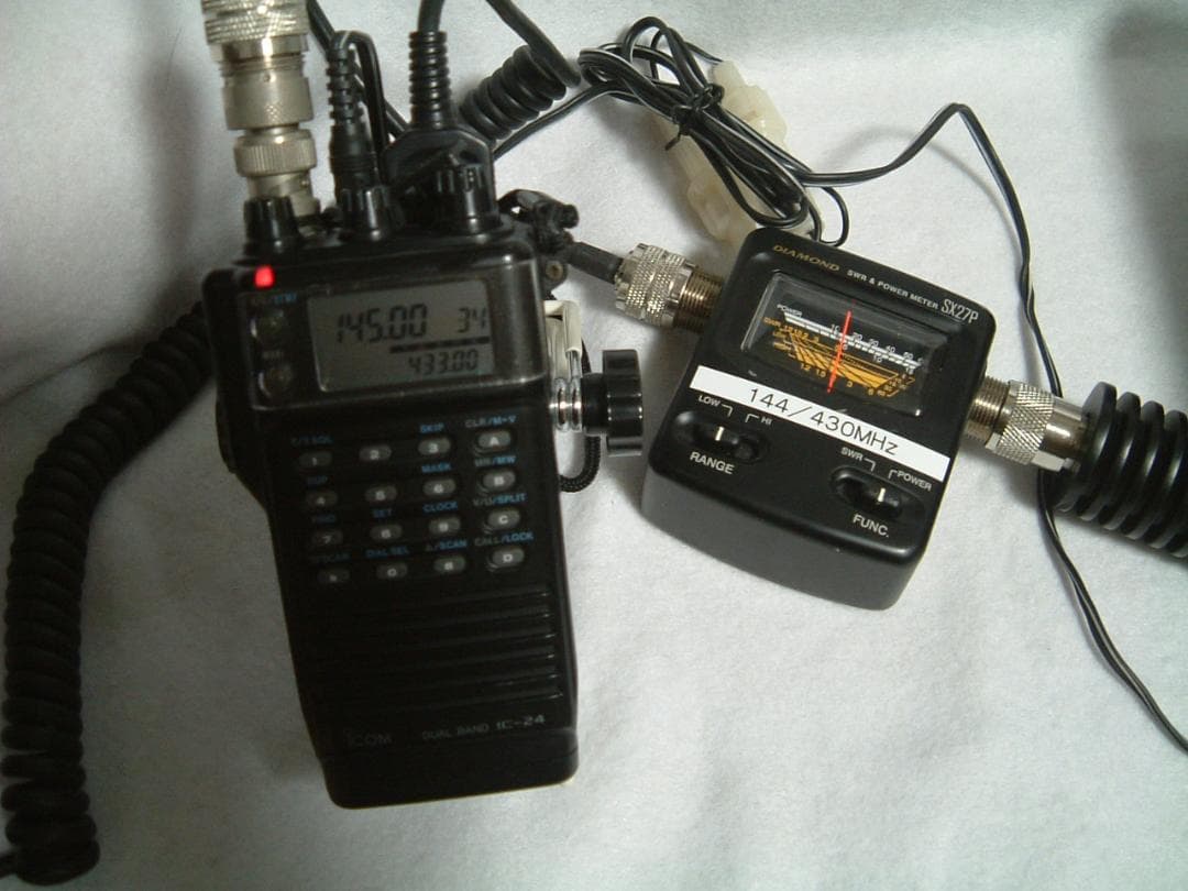 動作品】【icom IC-24】144/430MHz FMトランシーバー＋電源
