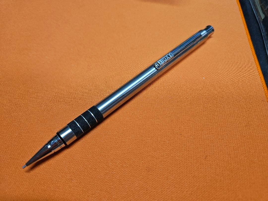 三菱鉛筆 boxy シャーペン 廃盤 廃番 - メルカリ