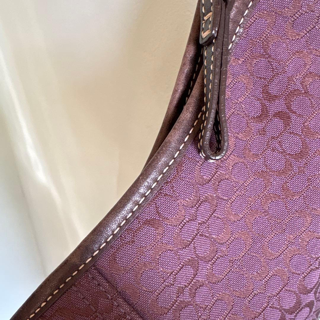 1/12まで限定価格！コーチショルダーバッグハンドルバック　パープルシグネチャー