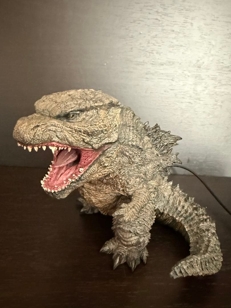 ゴジラ (2021) 限定版 フィギュア