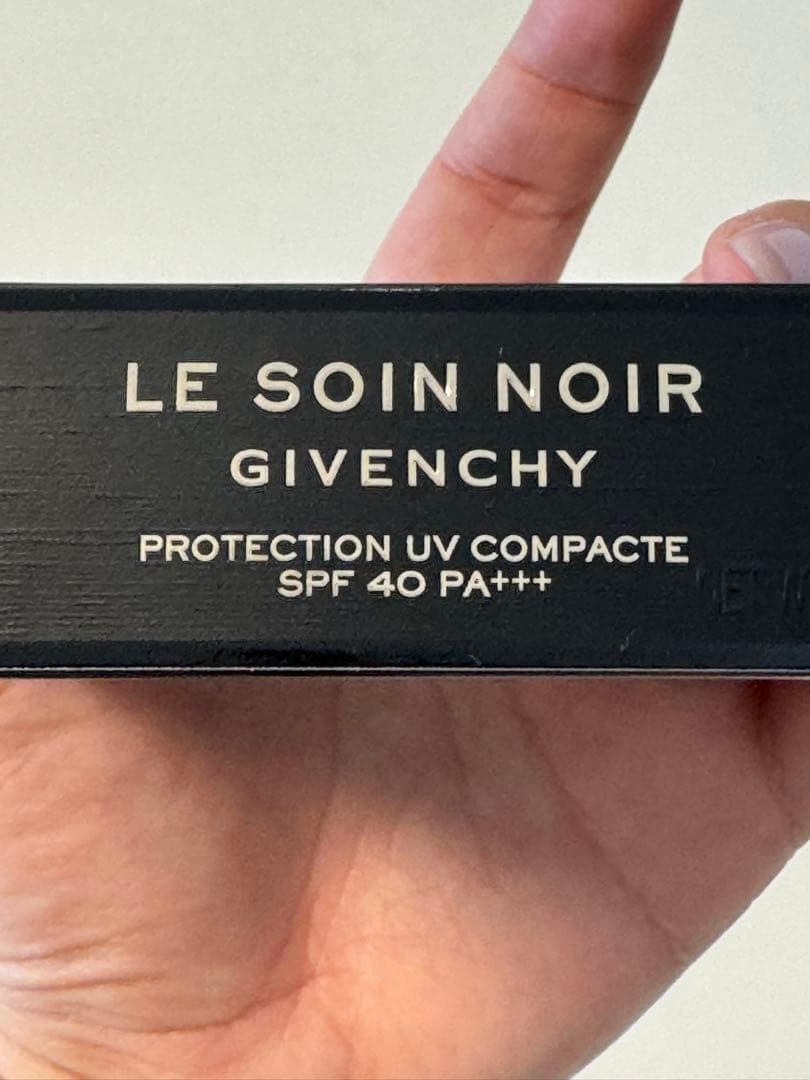 み*様 Givenchy Le Soin Noir 日焼け止め