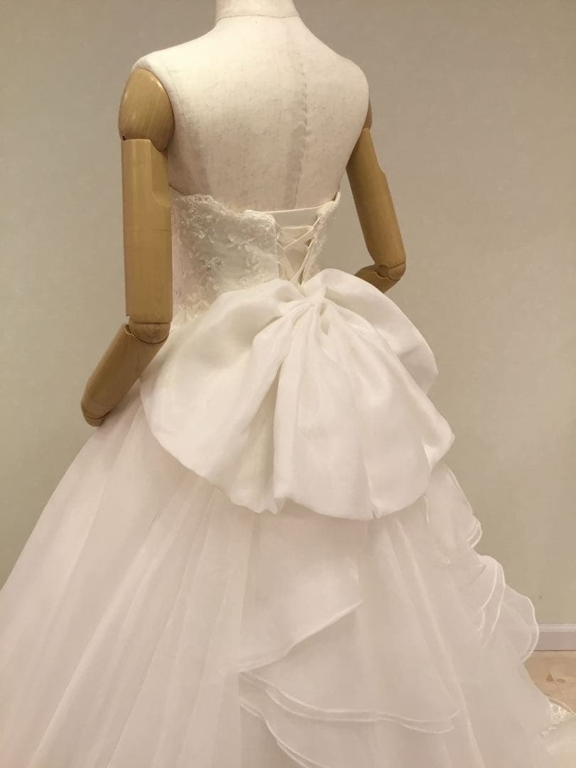 に*ぶ様 YNS WEDDINGプリンセスライン ウェディングドレス