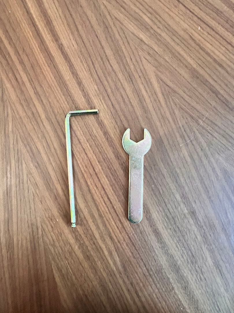 直径120cm(送料込み)ダイニングテーブル|ウォールナット