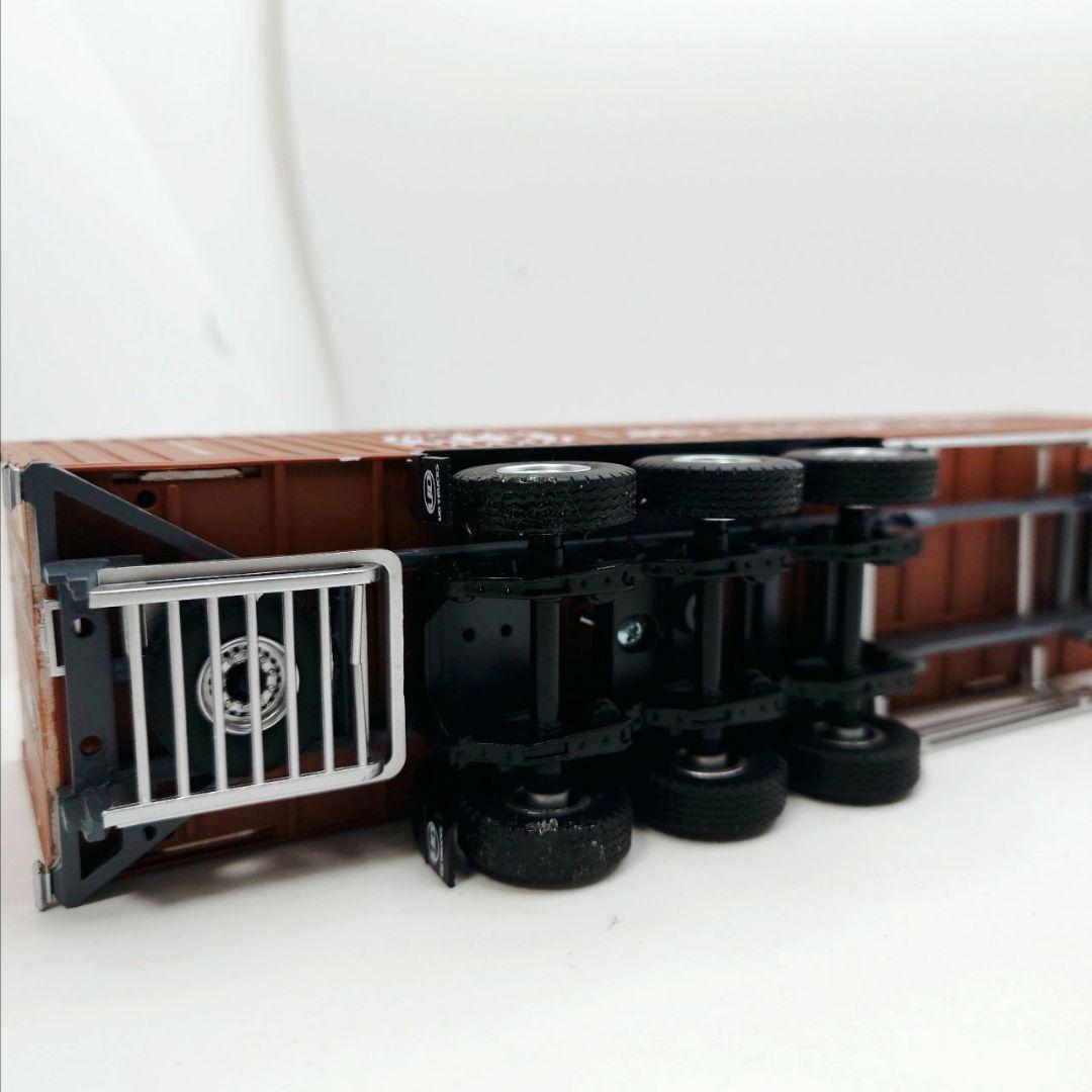 UD TRUCKS クオン 1/43 ミニカー コンテナ付き 非売品