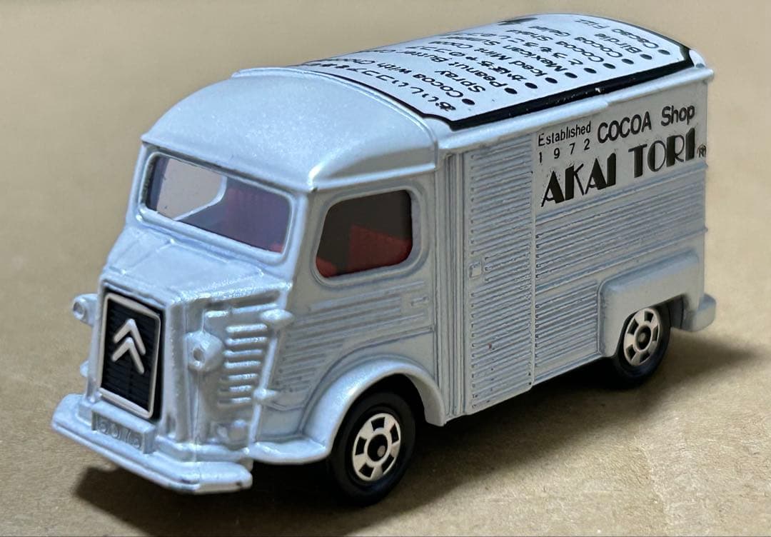 トミカ シトロエン Hトラック AKAI TORI 白