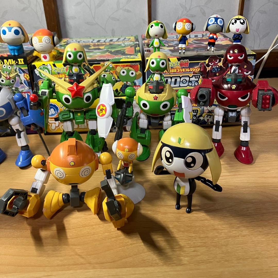 ケロロ軍曹 ガンプラ（8体）、指人形（5体）、フィギュア（4体） 計17