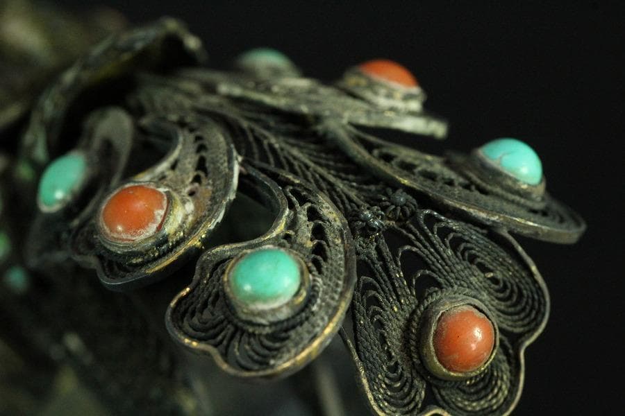 銀七宝 鳳 和田玉 白玉刻花鳥 宝石 珊瑚 象嵌 花鳥 饕餮(K-A156