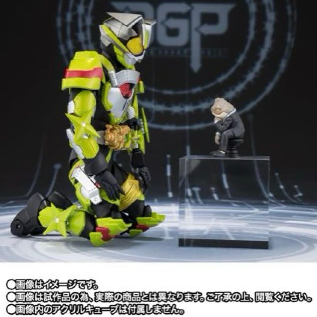 S.H.Figuarts仮面ライダータイクーン ニンジャフォーム＆ケケラ