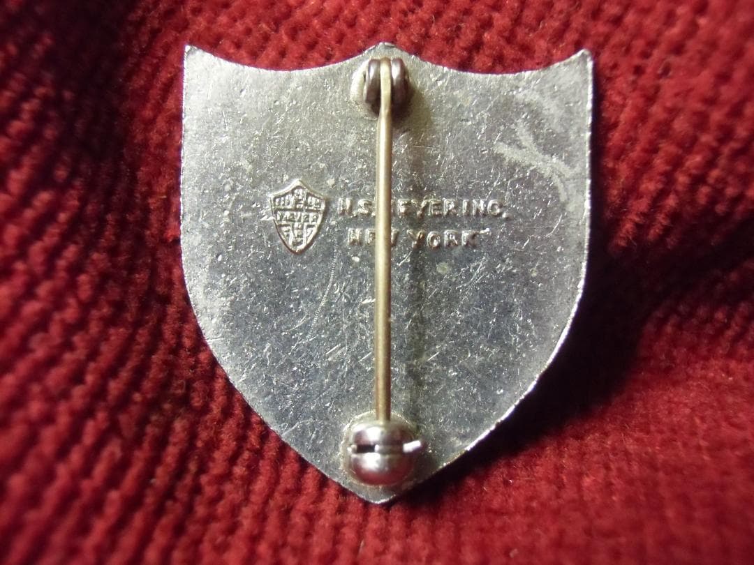 ★アメリカ軍＊１９４６年型＊陸軍＊歩兵第２２４連隊クレストバッジ（実物）