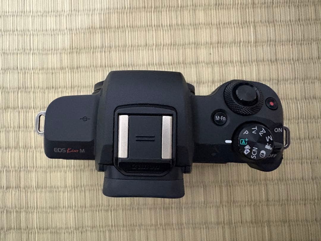 Canon EOSkissM 18-150mm EF-M 22mm レンズ2式付