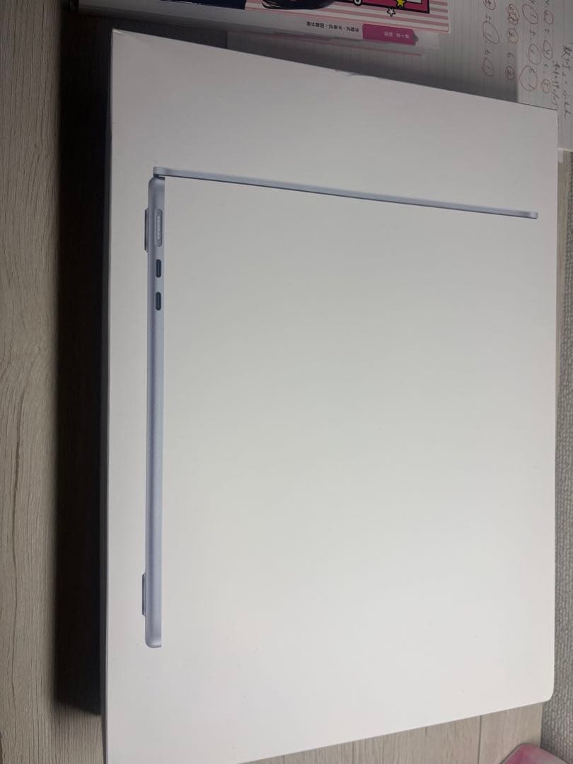 新品同様 MacBook Air 13インチ M4 スカイブルー放充電回数5回 - メルカリ