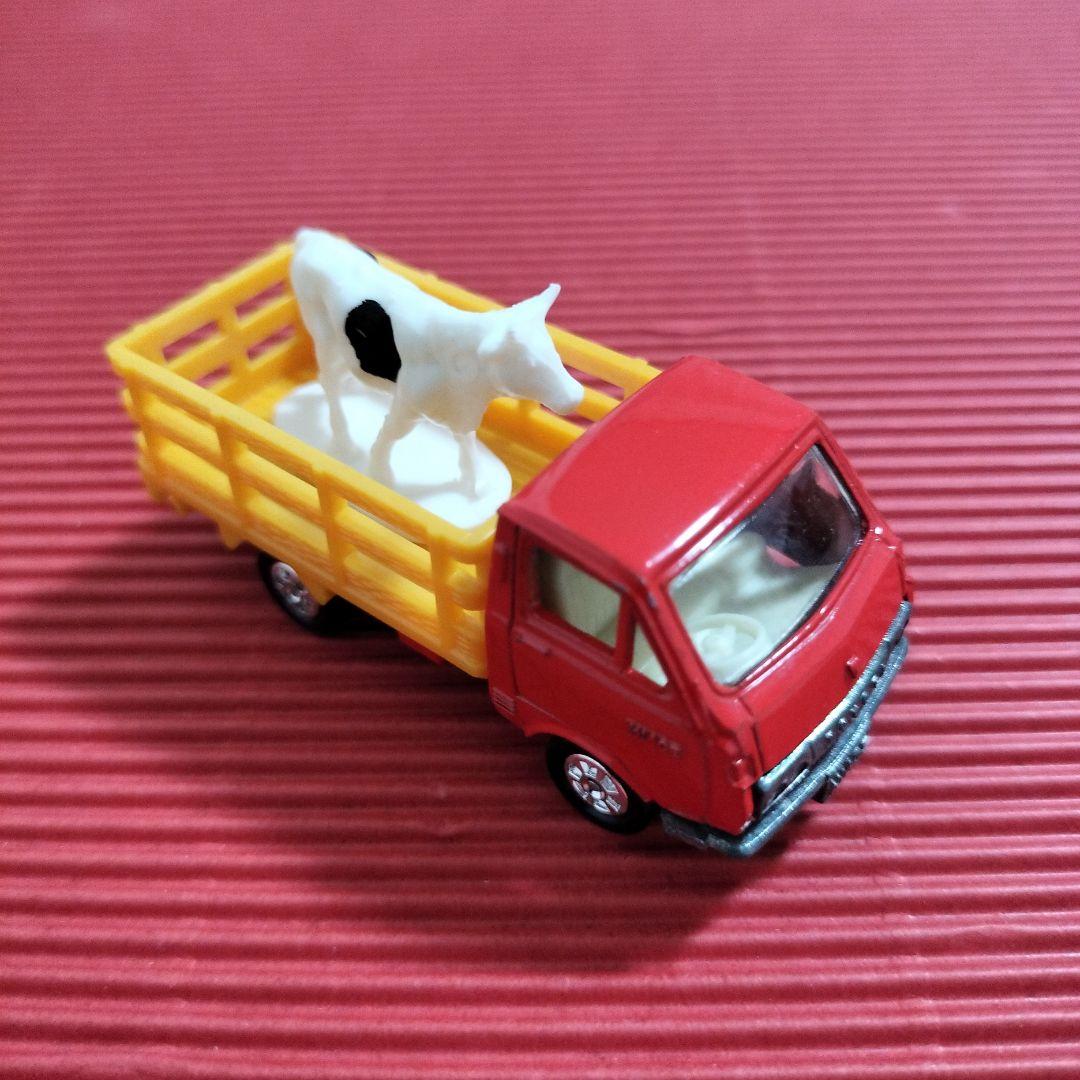 トミカ『トヨタ ハイエース 牧場トラック』未開封品 1Eホイール
