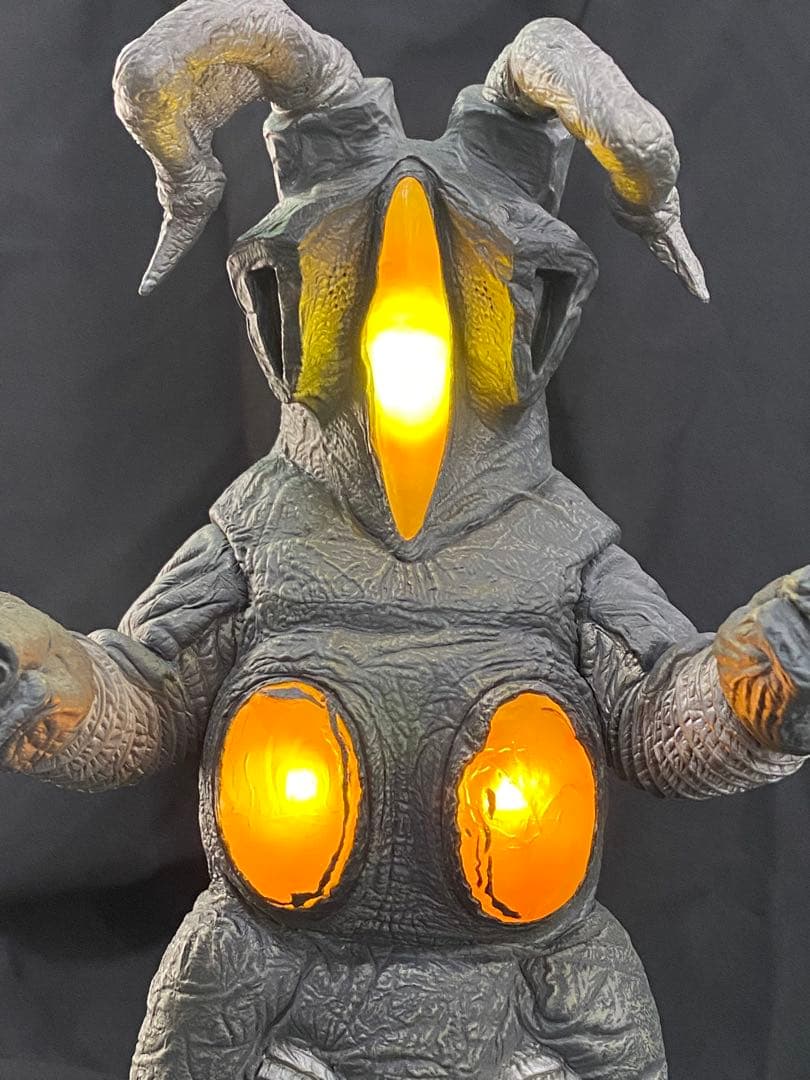 大怪獣シリーズ ゼットン二代目 発光ver. (少年リック限定商品)