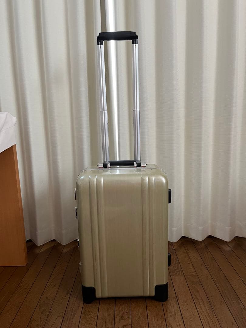 tocushino様専用 ゼロハリ2輪 ポリカボネート キャリーケース 中古品