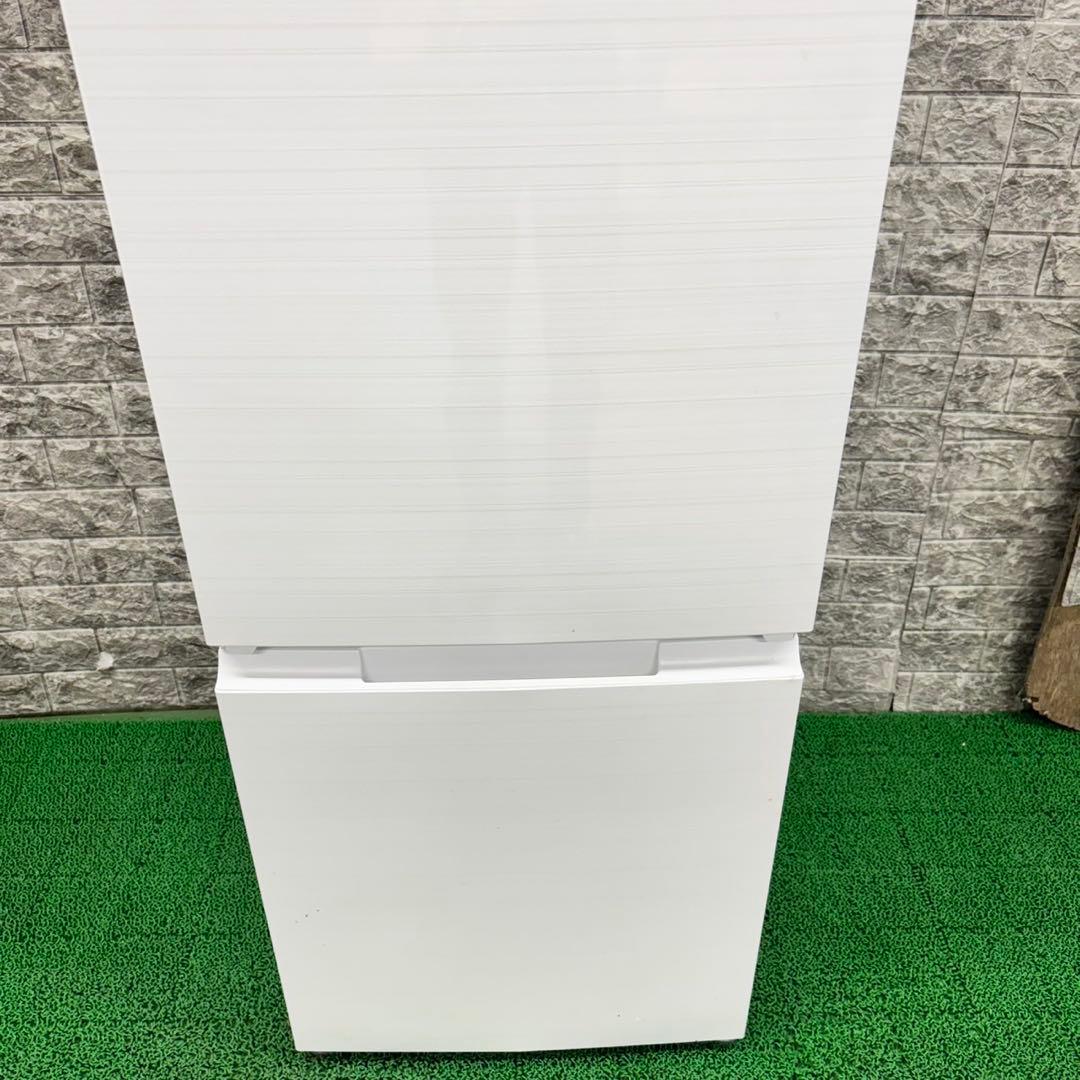 696 大容量　179L シャープ　冷蔵庫　100L強　小型　一人暮らし　両開き