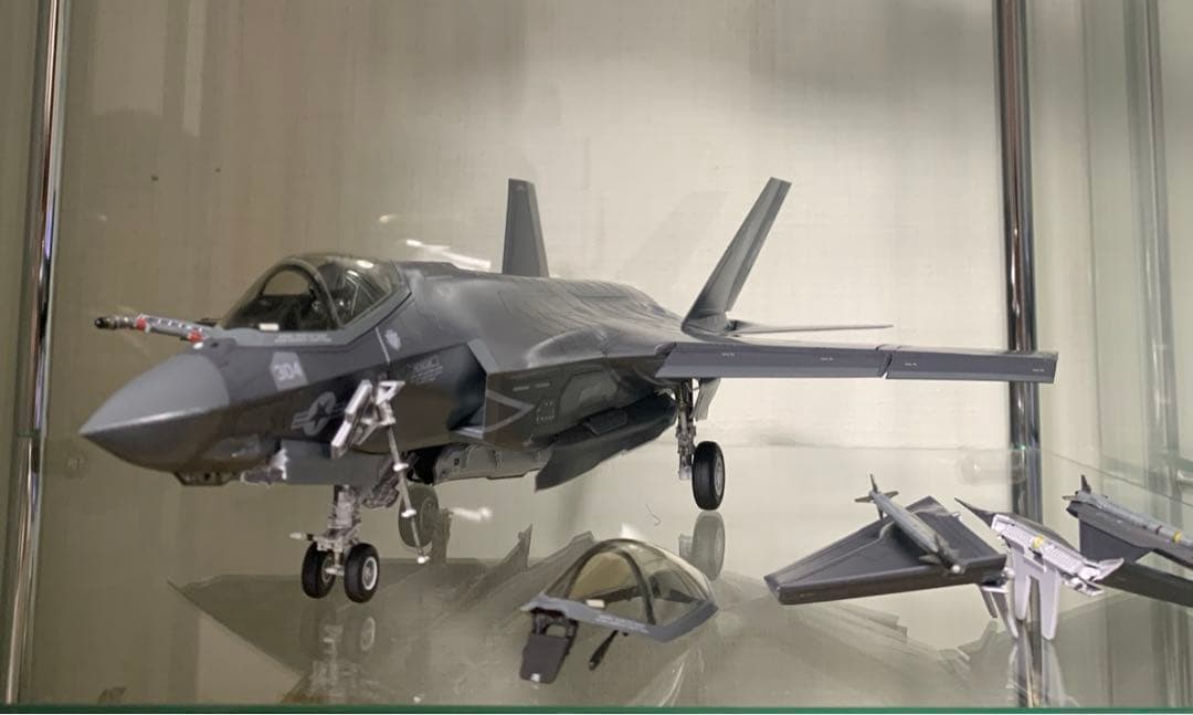 F-35C ロッキード　マーチン　ライトニングII 1/48