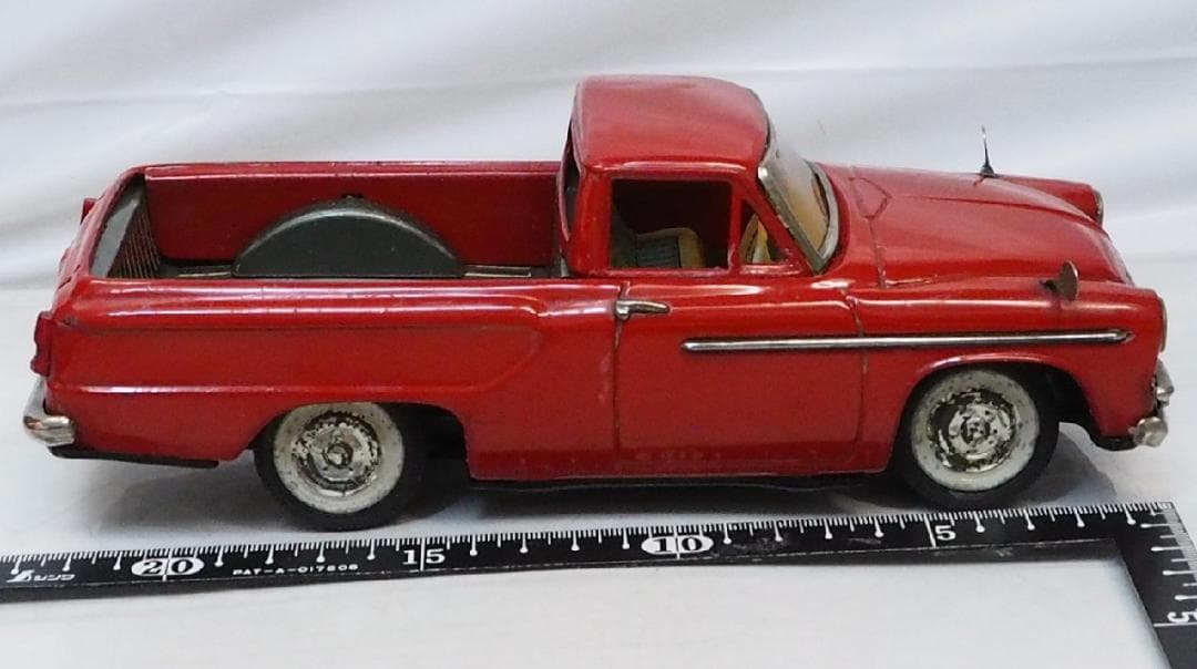 萬代屋【トヨペット マスターライン ピックアップ赤】tinブリキtoy箱無car