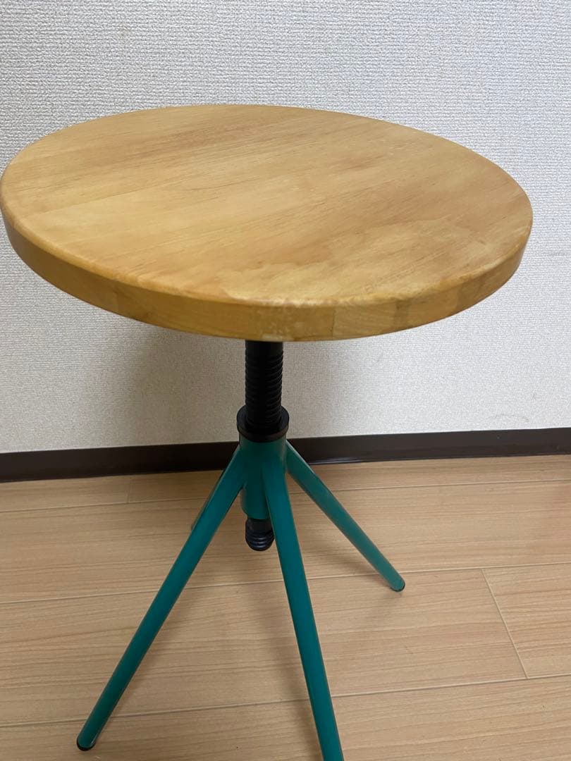 スツール industrial design)Bluelegs lifting stool