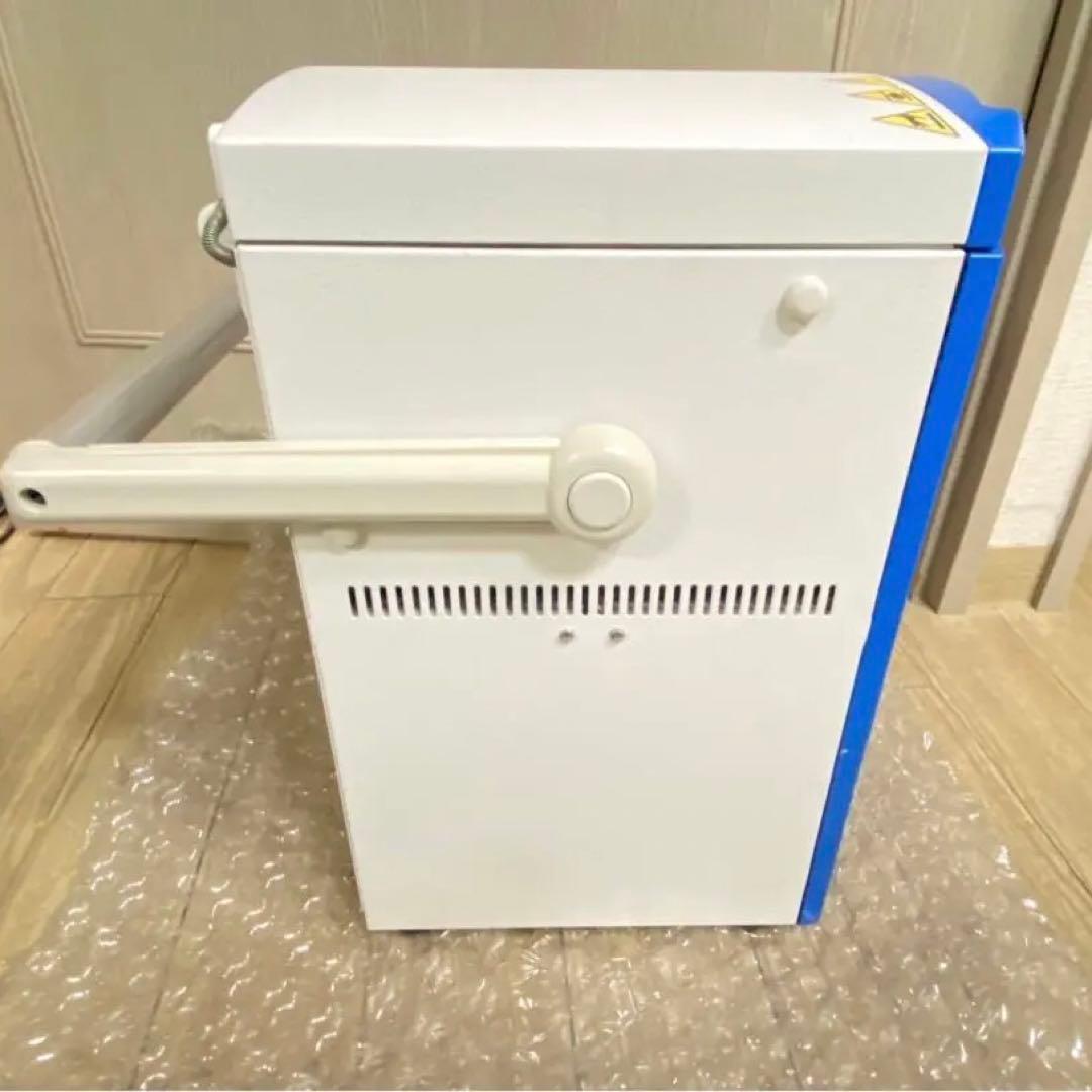 TOMY精工 mc-100 超低温槽 超低温輸送庫 -80℃ ディープフリーザー