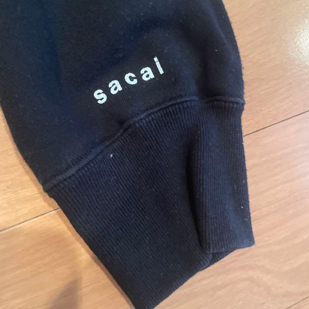 sacai パーカー