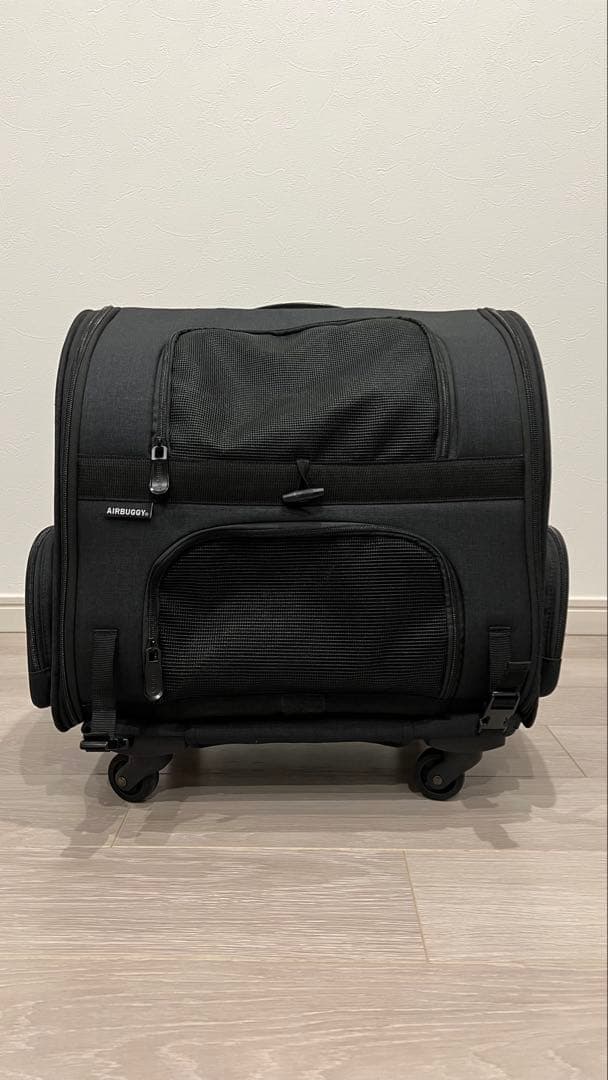 AIRBUGGY製 ブラック 中〜小型犬用 ペットキャリー