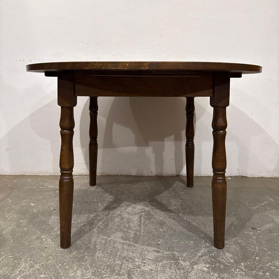 ヴィンテージ　ラウンドテーブル　ダイニングテーブル