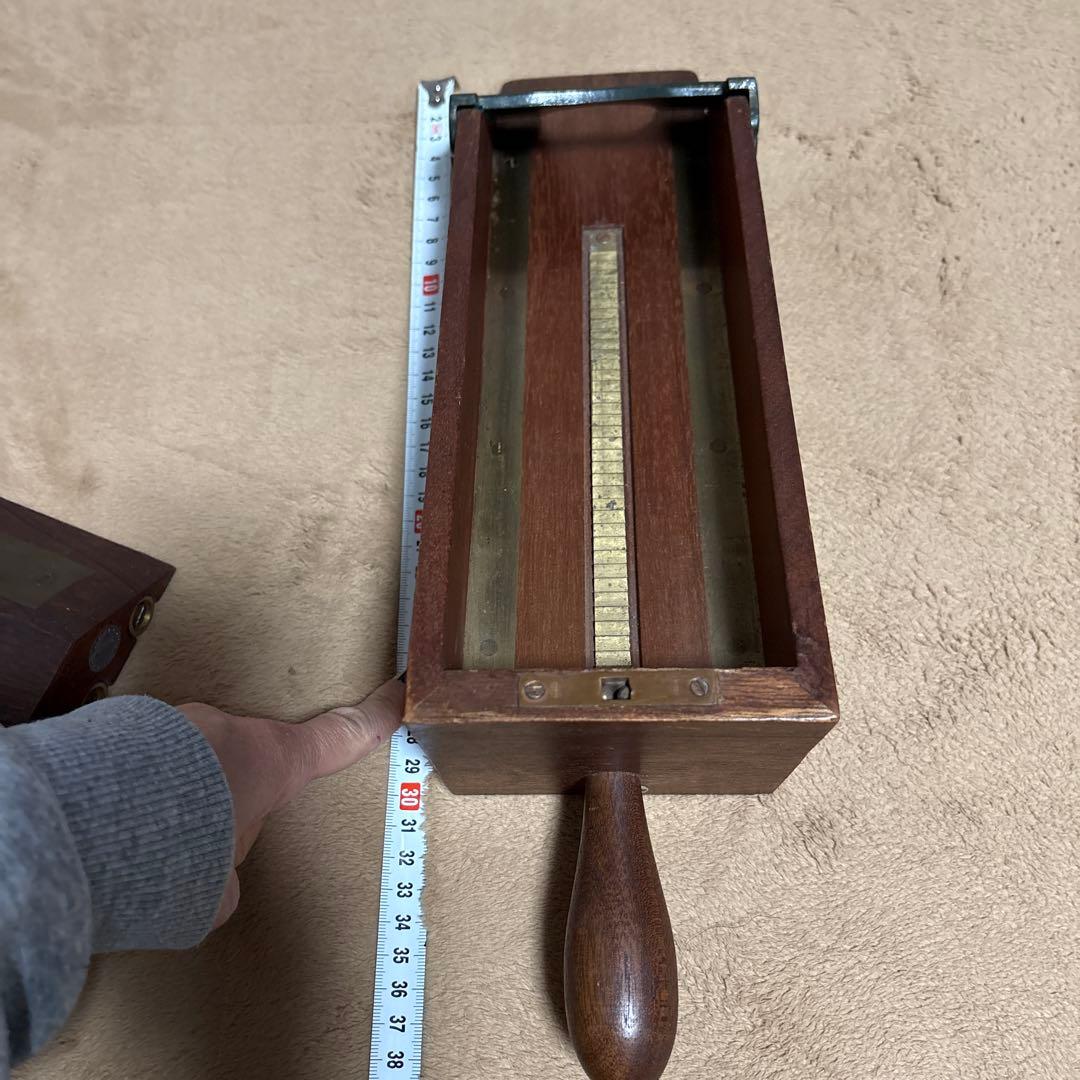 フランス アンティーク カジノ用ディーリング・シュー（カード配り機