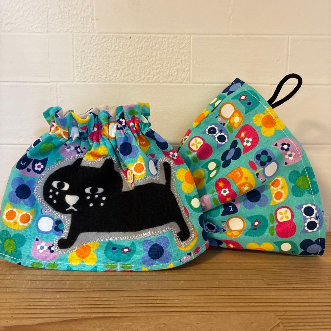 感謝価格　SALE 猫柄　猫ちゃん大集合ポーチ　パッチワーク　人気　ハンドメイド