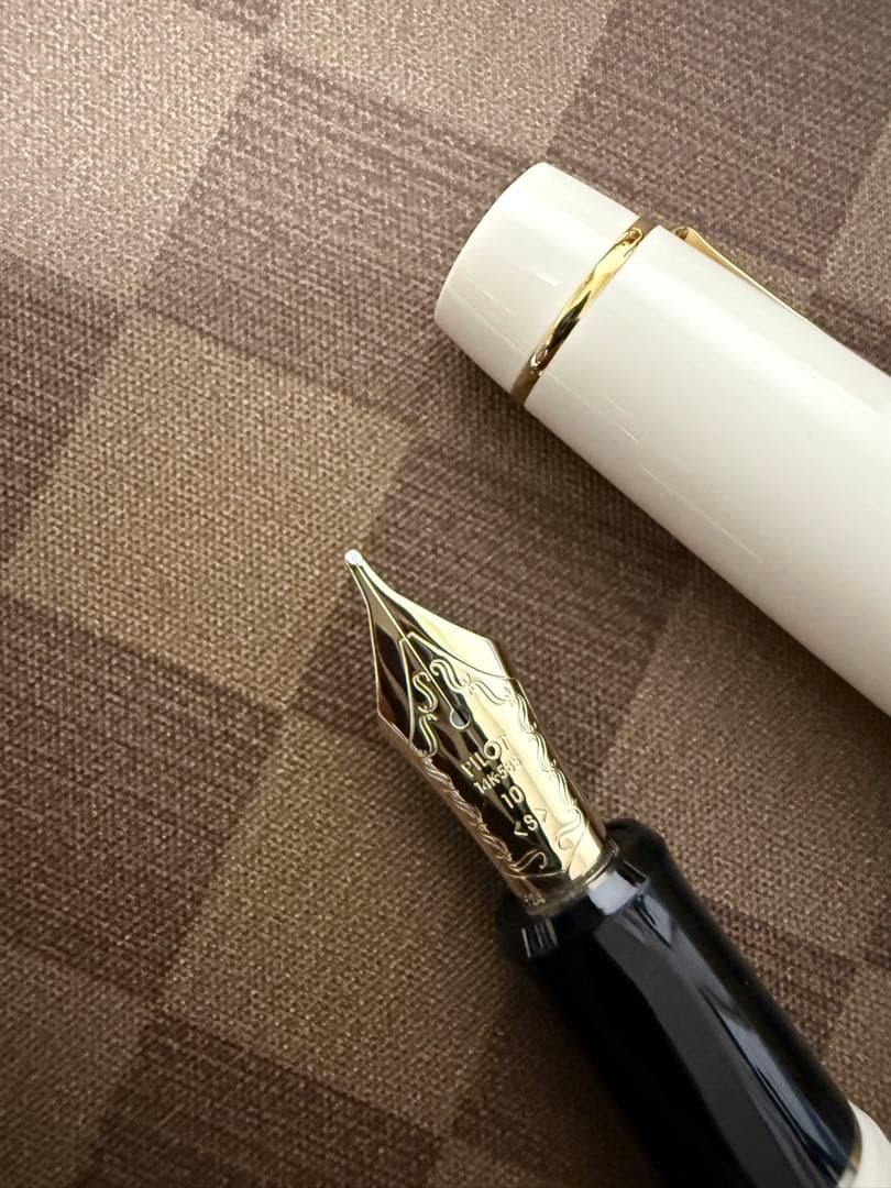 パイロット万年筆912限定出航、ペン先S