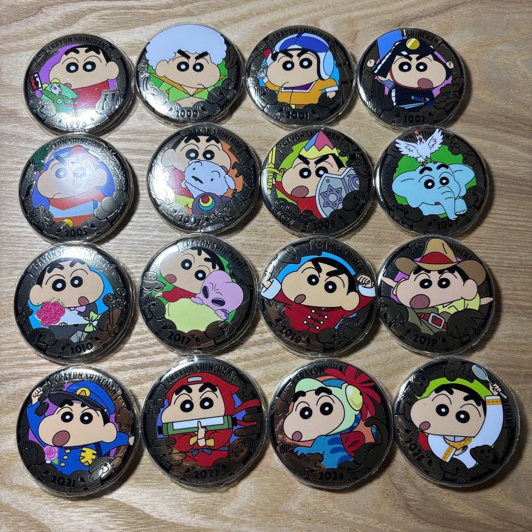 空豆小僧さん専用 クレヨンしんちゃん24金　1月限定特価　メッキ缶バッジ16種 クレヨンしんちゃん 24金メッキ缶バッジ（ランダム32種） | 双葉社