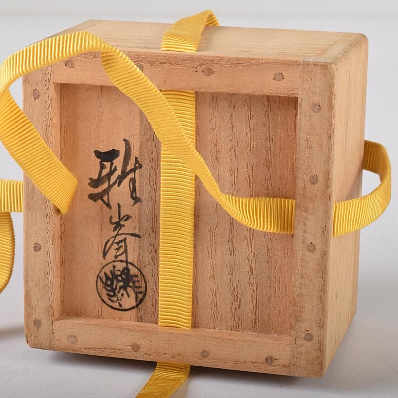 茶道具　山中塗　塗師　前端雅峯作　鯉蒔絵　内銀溜 　香合　共箱　D　R8486