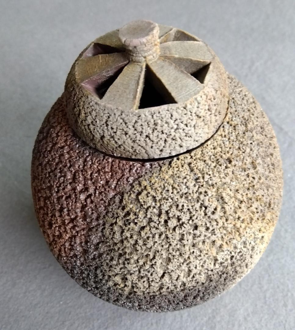 越前焼 白越不朝 塩越窯 自然灰釉究極美迸る逸品 還元窯変美筒状花器