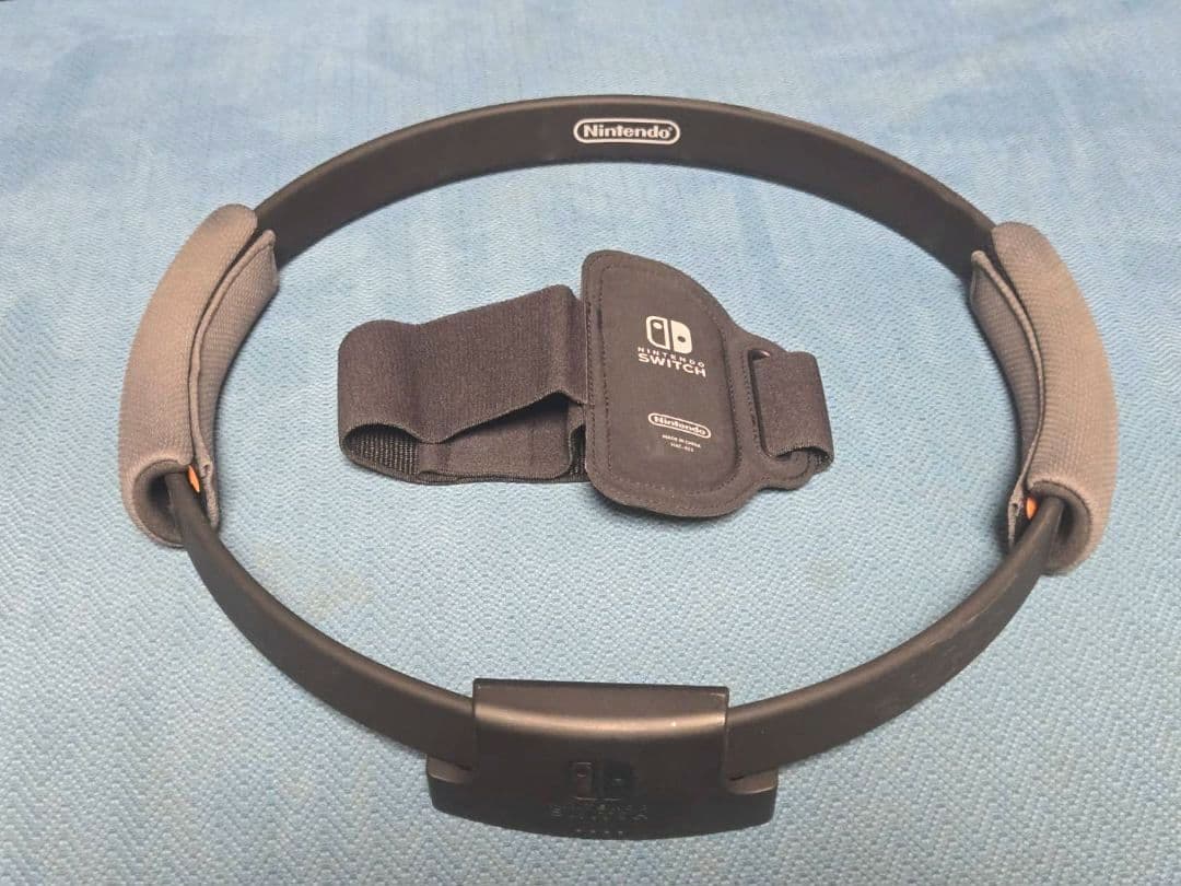 任天堂 Switch ゲーム4本　ポケモンバイオレット、マリカー８その他2つ