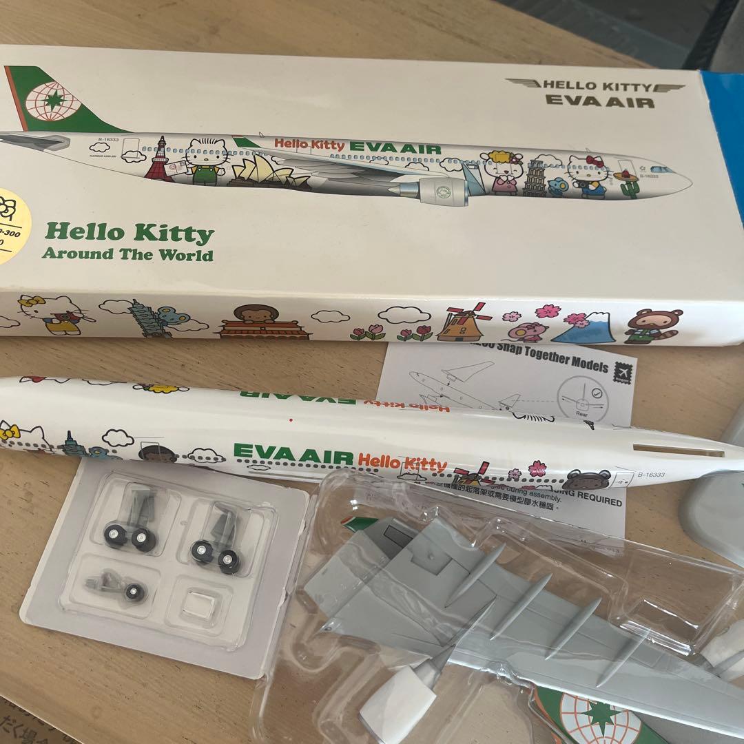 EVA AIR ハローキティジェット 1:200 - メルカリ