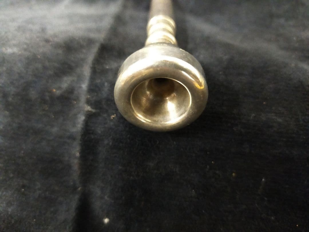 トランペットマウスピース Bach corp 10C