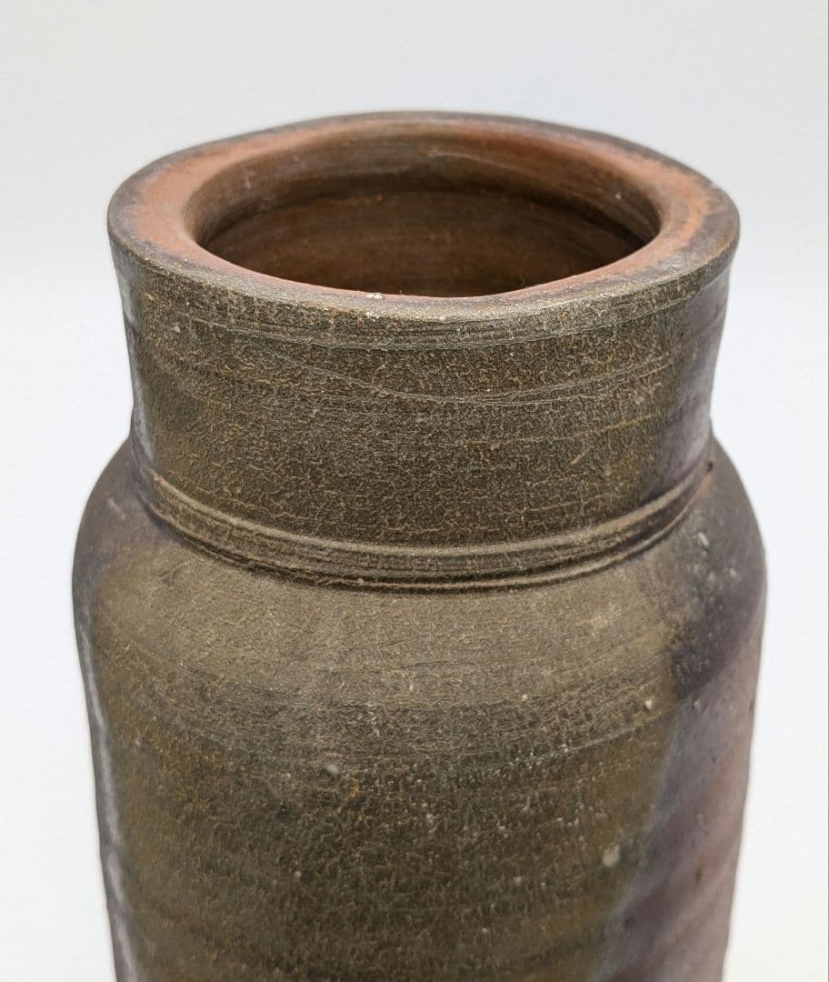 岡山県重要無形文化財 吉本正 備前焼 花入 合箱共布栞 花瓶 花器 花生 置物