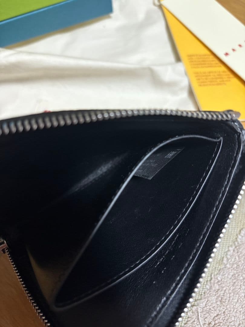 タイムS‼️MARNI ブラックケース