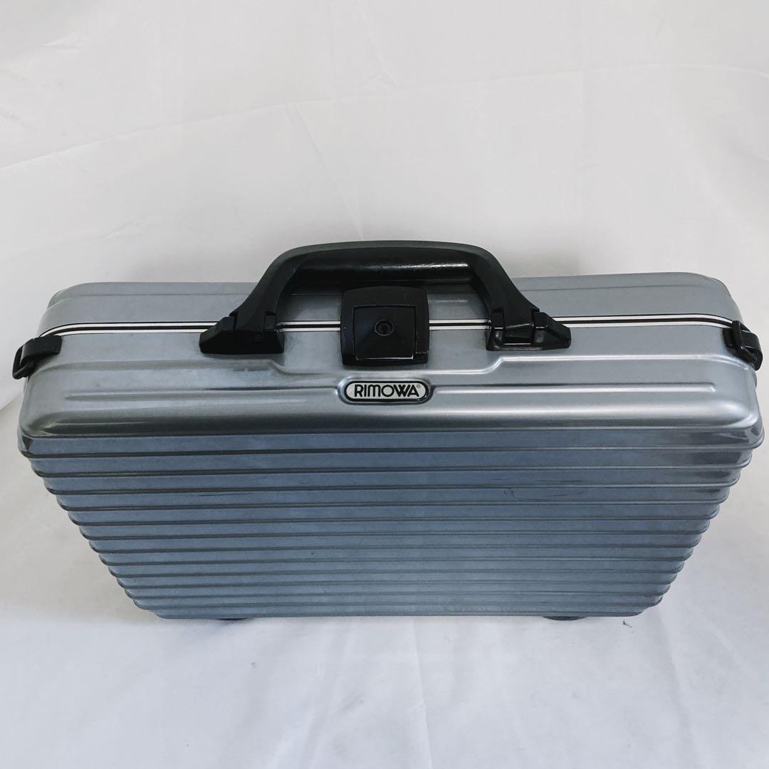 RIMOWA リモワ アタッシュケース シルバー ポリカーボネート